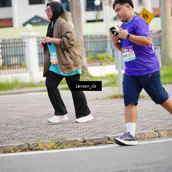 Runner Photo 8264158