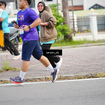 Runner Photo 8264162