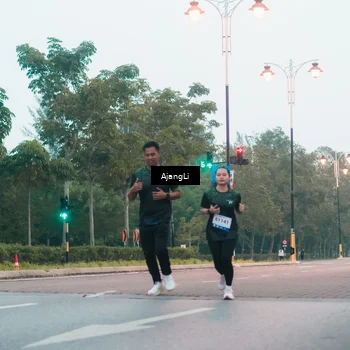Runner Photo 8264168