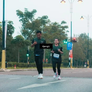 Runner Photo 8264172