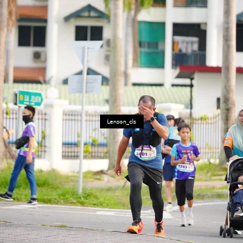 Runner Photo 8264198