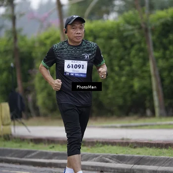Runner Photo 8264210