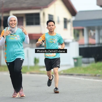 Runner Photo 8264213