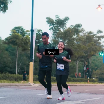 Runner Photo 8264221