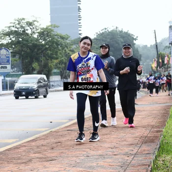 Runner Photo 8264233