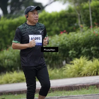 Runner Photo 8264235