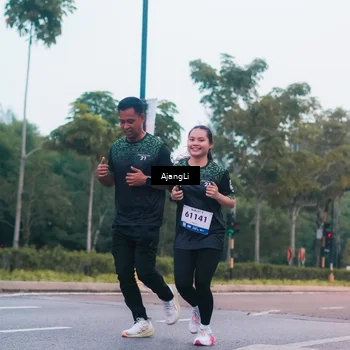 Runner Photo 8264275