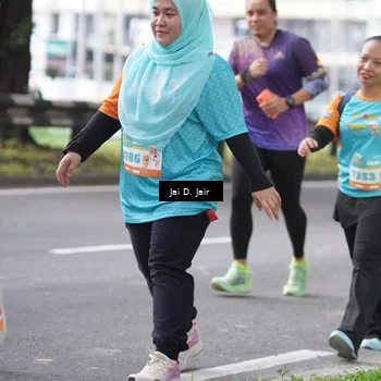 Runner Photo 8264296