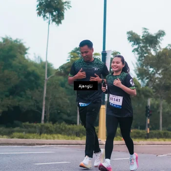 Runner Photo 8264304