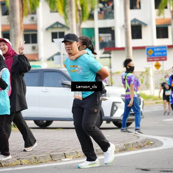 Runner Photo 8264358