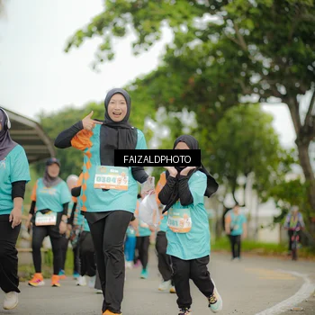 Runner Photo 8264376