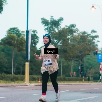 Runner Photo 8264380
