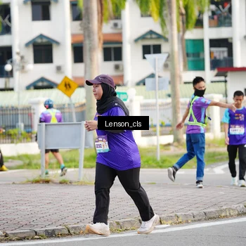 Runner Photo 8264382