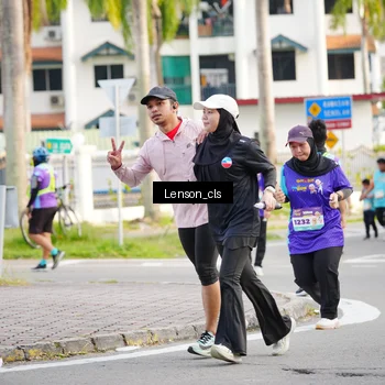 Runner Photo 8264385