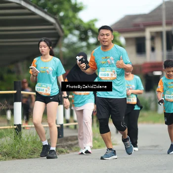 Runner Photo 8264387