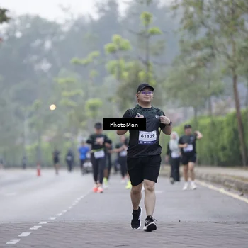 Runner Photo 8264390