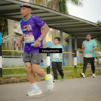 Runner Photo 8264426