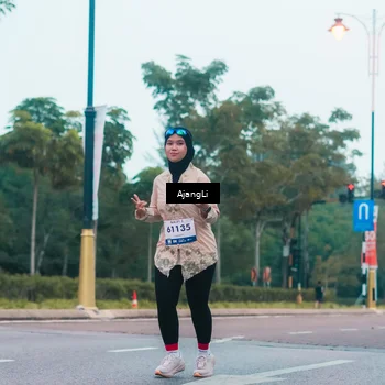 Runner Photo 8264435