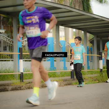 Runner Photo 8264462