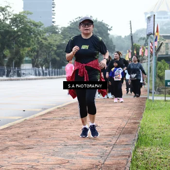 Runner Photo 8264463