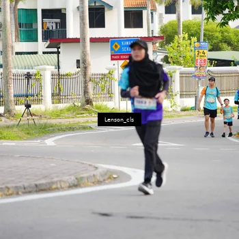Runner Photo 8264636