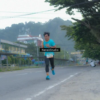 Runner Photo 8264643