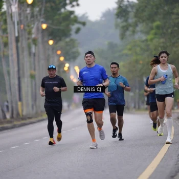 Runner Photo 8264652
