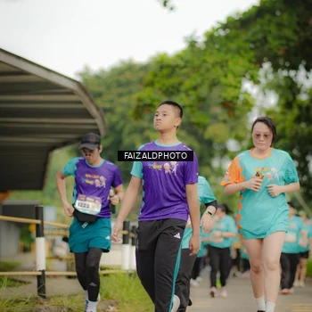 Runner Photo 8264669
