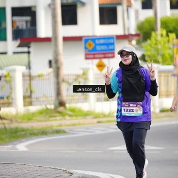 Runner Photo 8264673