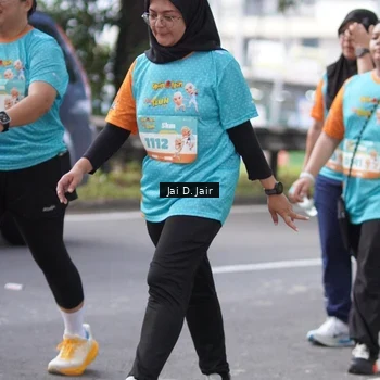 Runner Photo 8264678