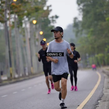 Runner Photo 8264681