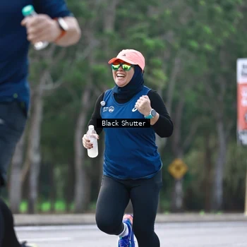 Runner Photo 8264685