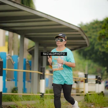 Runner Photo 8264687