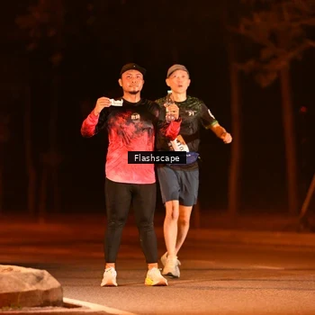 Runner Photo 8264709