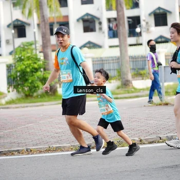 Runner Photo 8264736