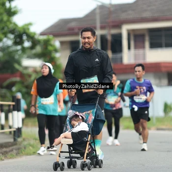 Runner Photo 8264755