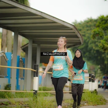Runner Photo 8264768