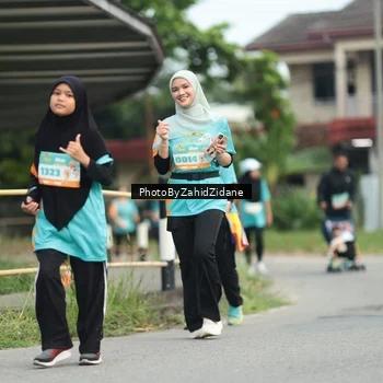 Runner Photo 8264773