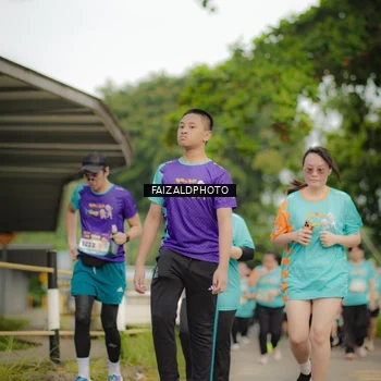 Runner Photo 8264775