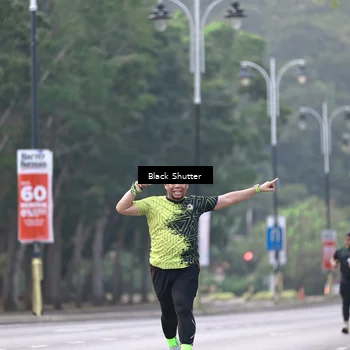 Runner Photo 8264854