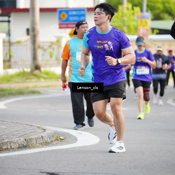 Runner Photo 8264903
