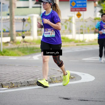 Runner Photo 8264941