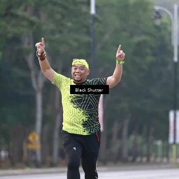 Runner Photo 8264943
