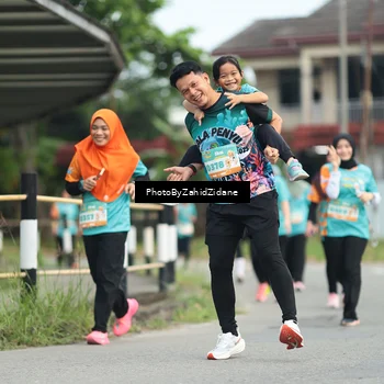 Runner Photo 8264953