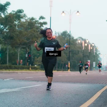 Runner Photo 8264989