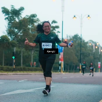 Runner Photo 8264993
