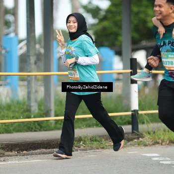 Runner Photo 8265022