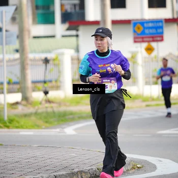 Runner Photo 8265027