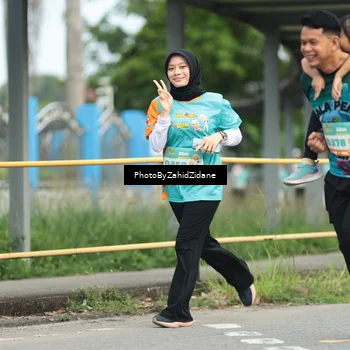 Runner Photo 8265029