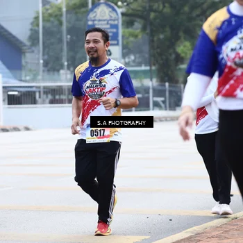 Runner Photo 8265041